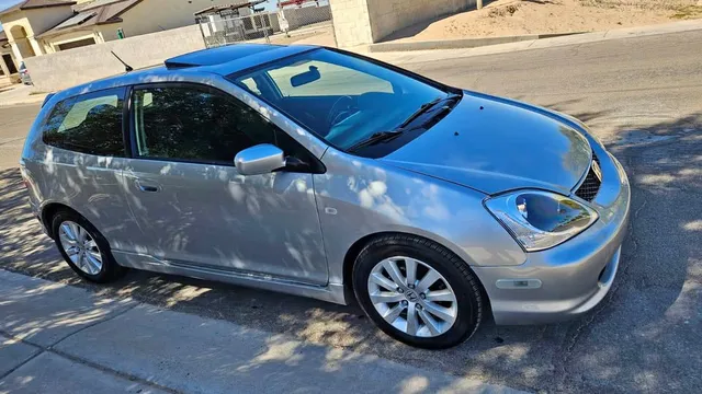 2004 Honda Civic Si Hatchback 2D