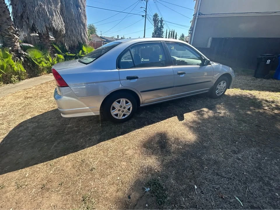 2004 Honda Civic 7th Gen - Image 4 of 9