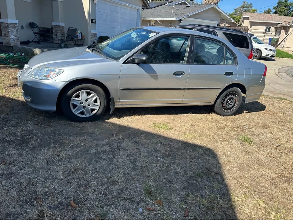 2004 Honda Civic 7th Gen - Image 3 of 9