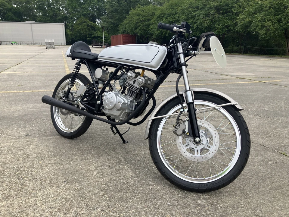 2004 Honda CB50R - Image 3 of 31
