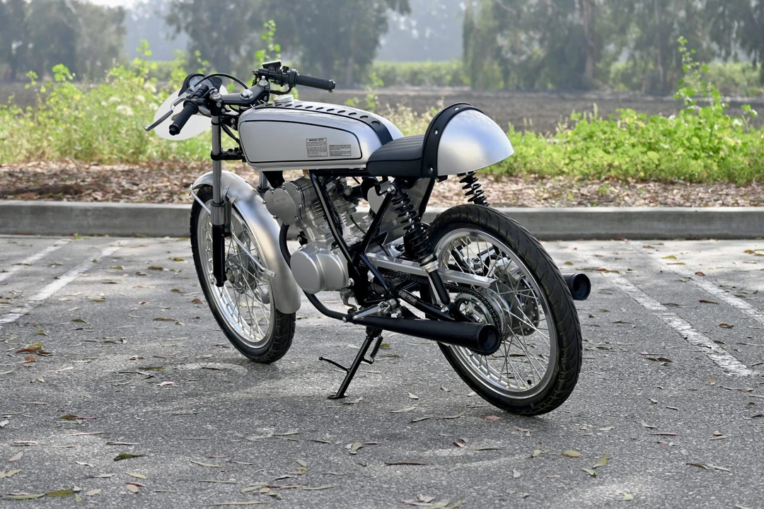 2004 Honda CB50R - Image 4 of 31