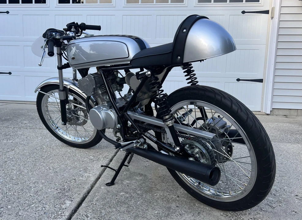 2004 Honda CB50R - Image 10 of 31