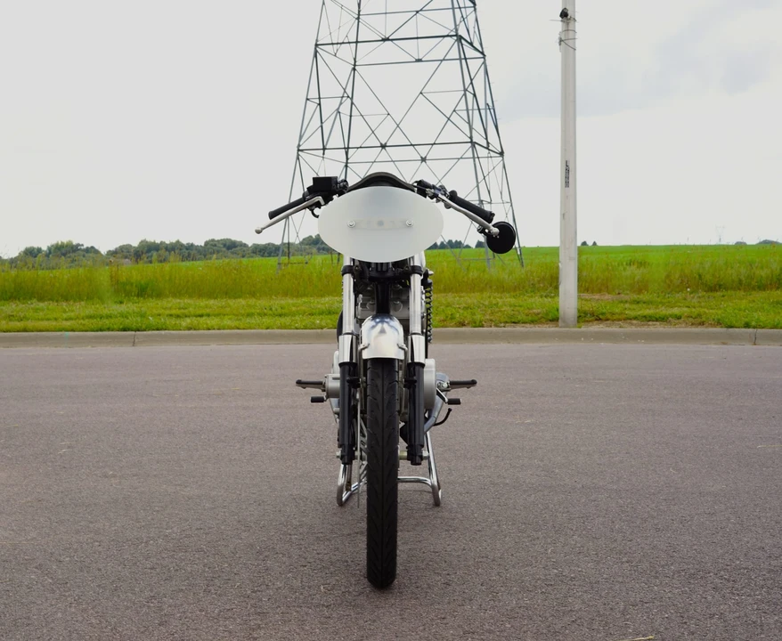 2004 Honda CB50R - Image 3 of 31