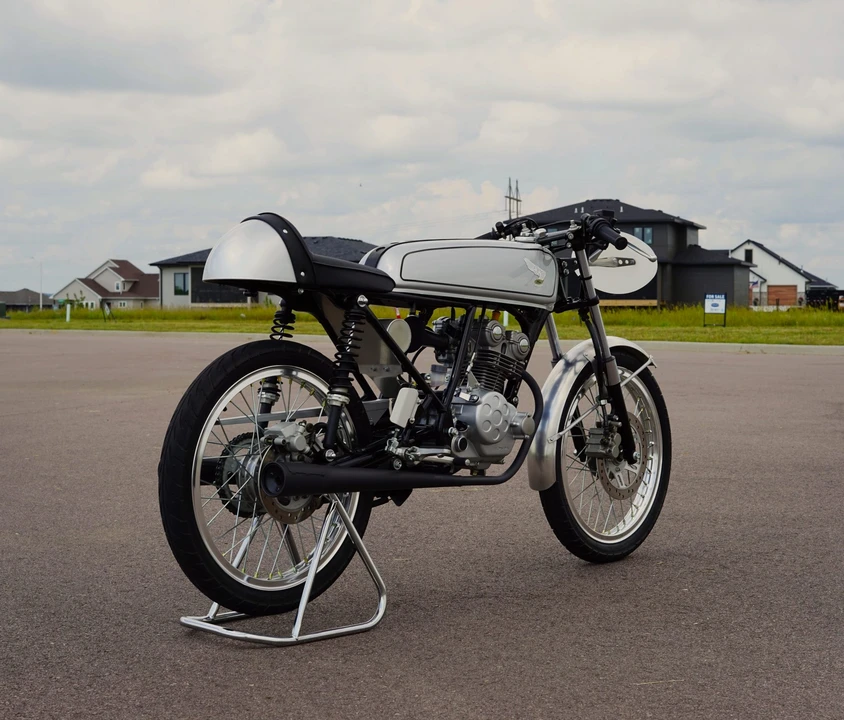 2004 Honda CB50R - Image 9 of 31