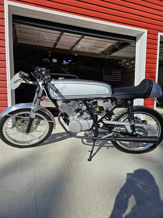 2004 Honda CB50R - Image 11 of 31
