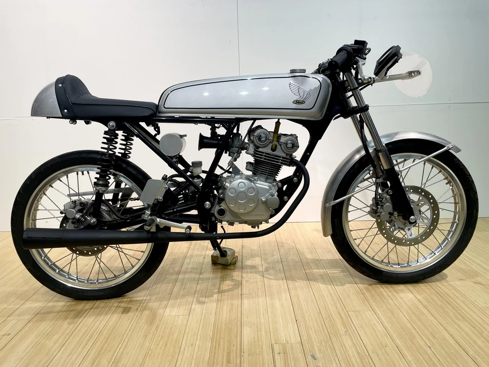 2004 Honda CB50R - Image 6 of 31