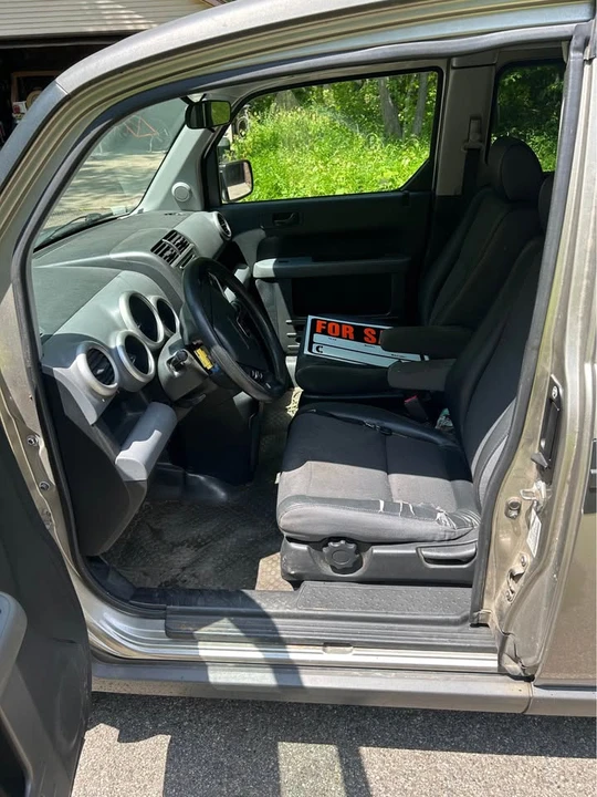 2004 Honda Element - Image 9 of 12