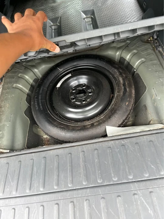 2004 Honda Element - Image 9 of 12