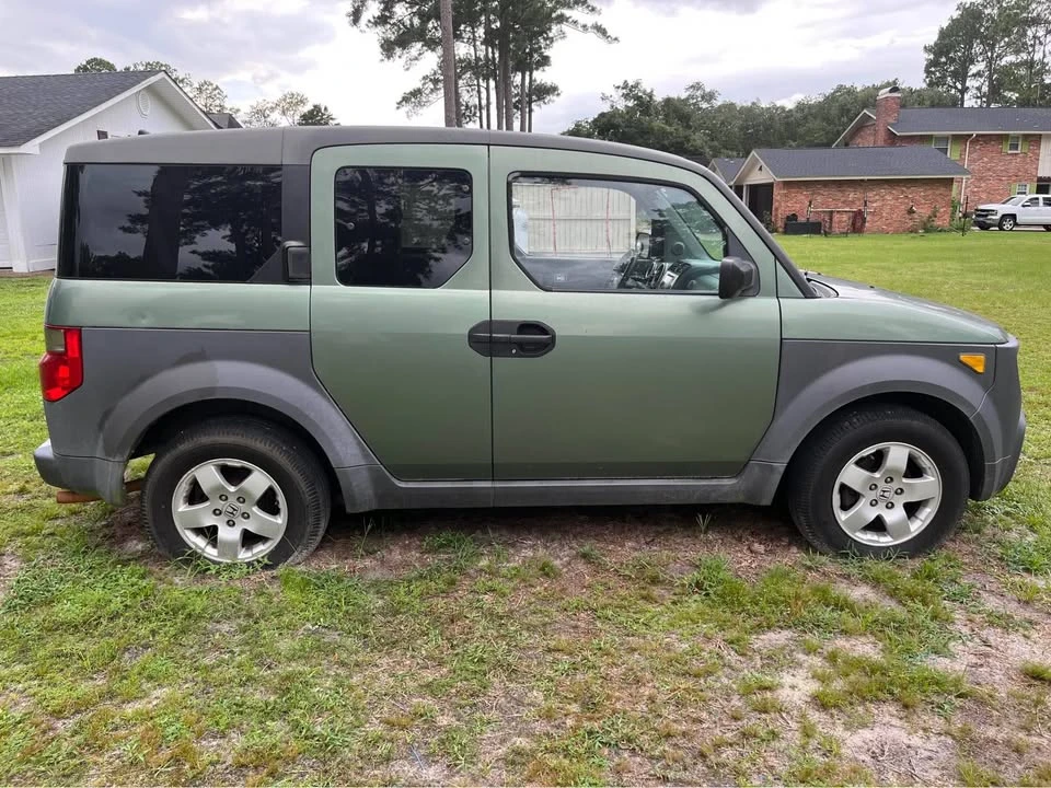 2004 Honda Element - Image 3 of 12