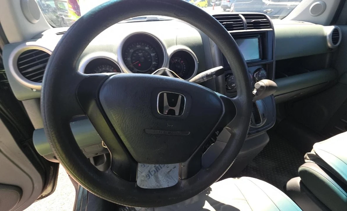 2004 Honda Element - Image 10 of 13