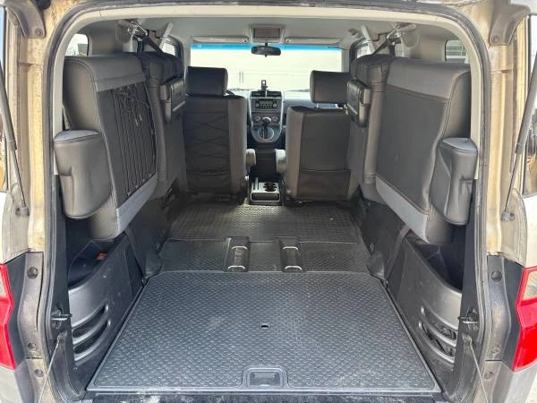 2004 Honda Element - Image 17 of 18