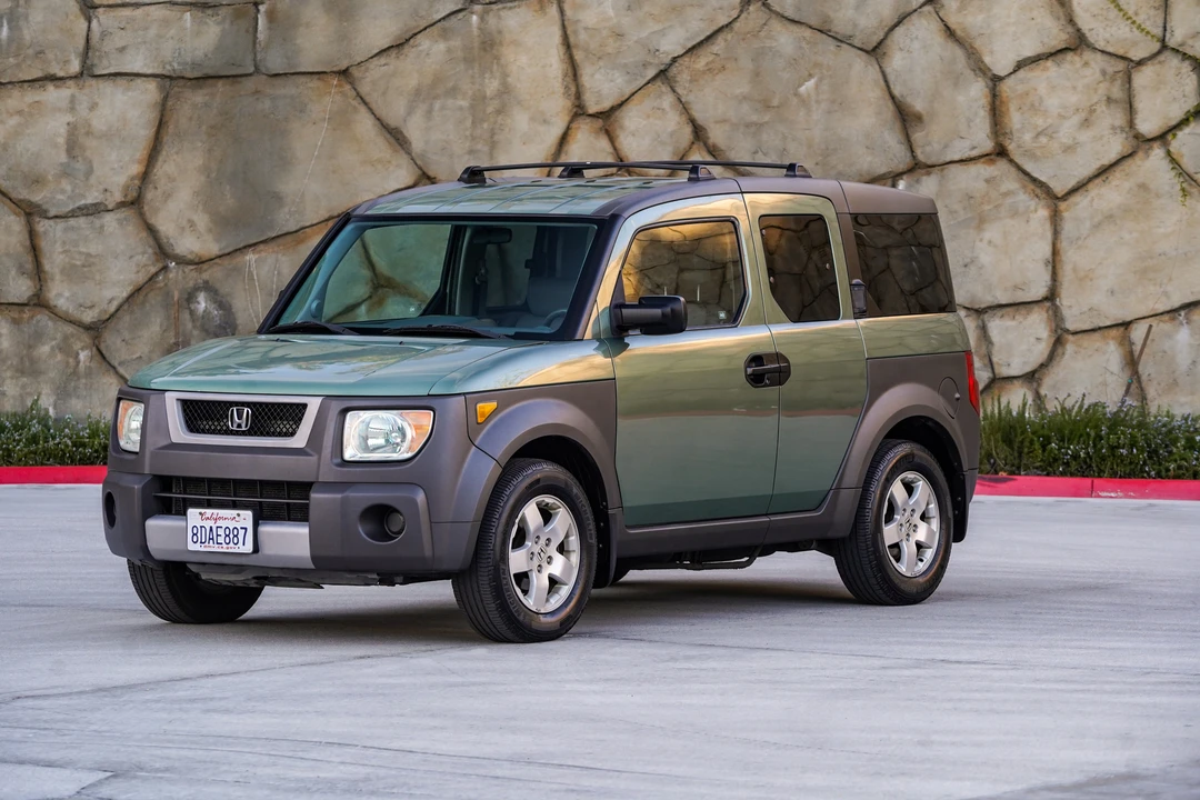2004 Honda Element - Image 2 of 31