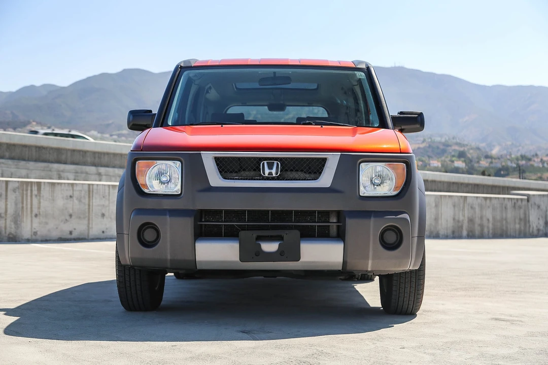 2004 Honda Element - Image 2 of 31