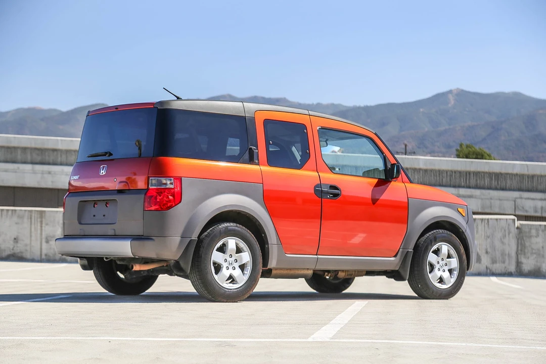 2004 Honda Element - Image 16 of 31