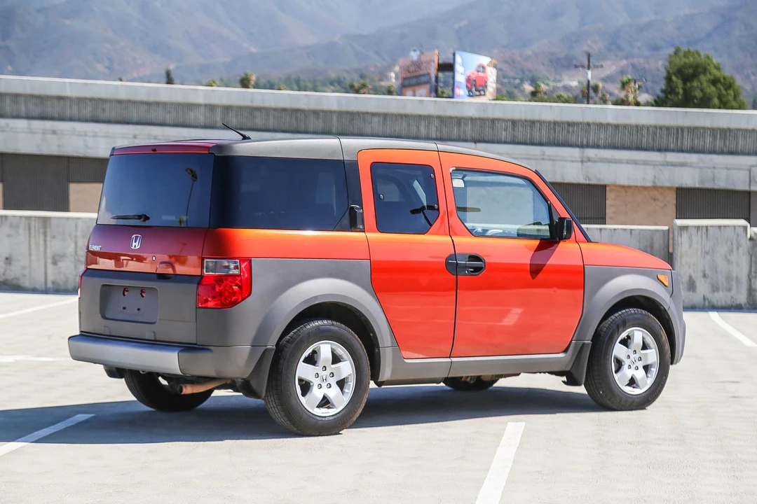 2004 Honda Element - Image 15 of 31