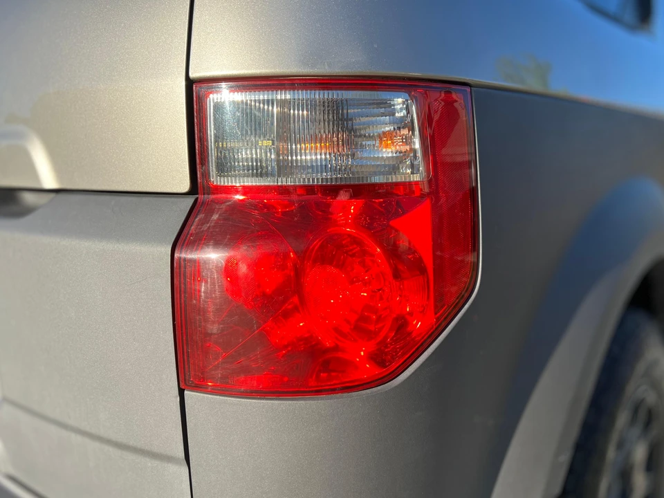 2004 Honda Element - Image 29 of 31
