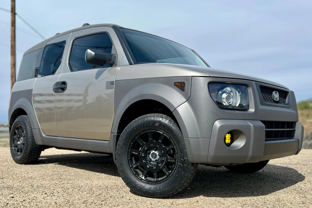 2004 Honda Element - Image 15 of 31