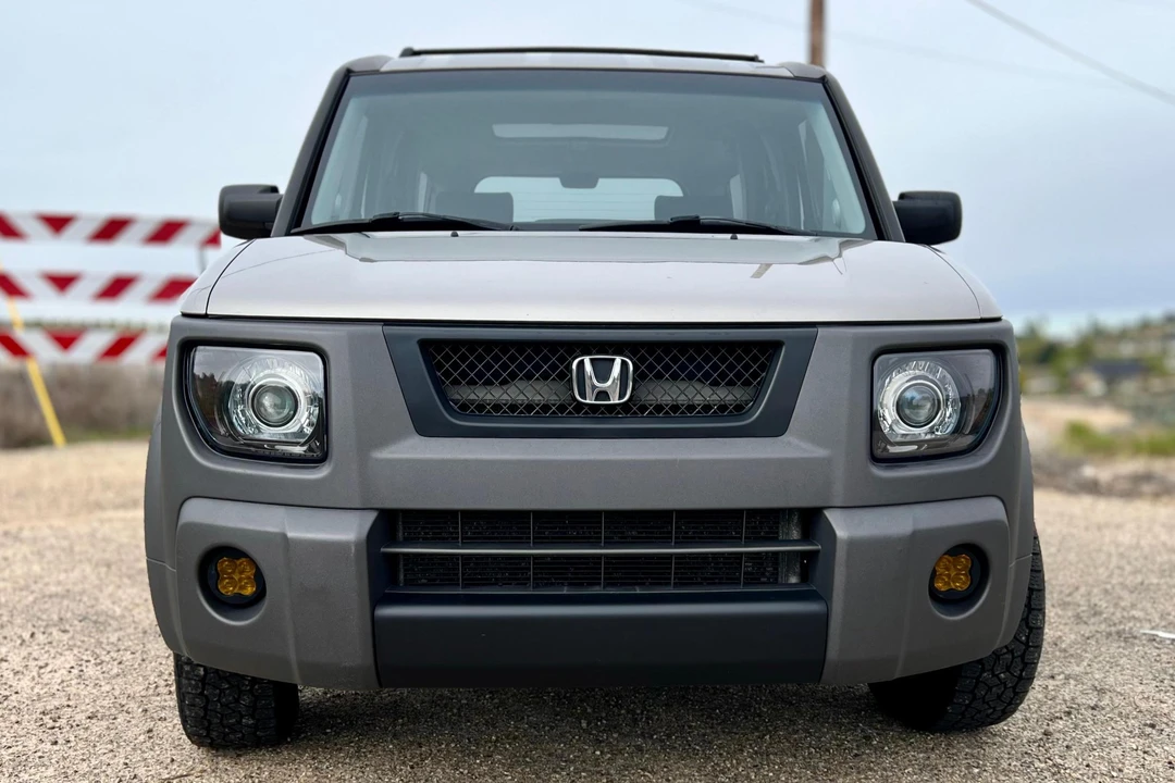 2004 Honda Element - Image 2 of 31