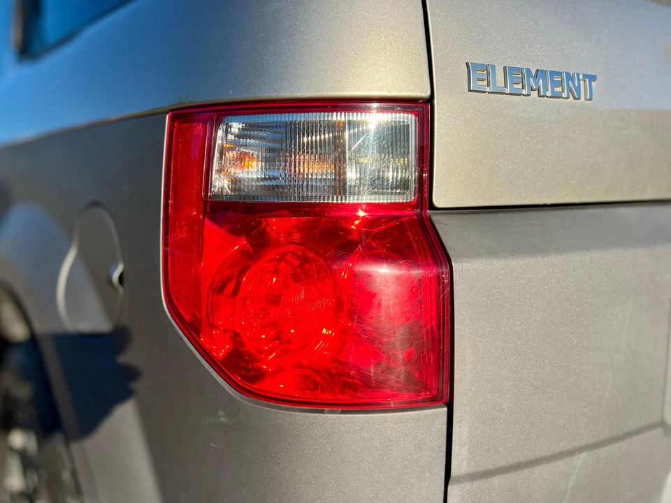 2004 Honda Element - Image 28 of 31
