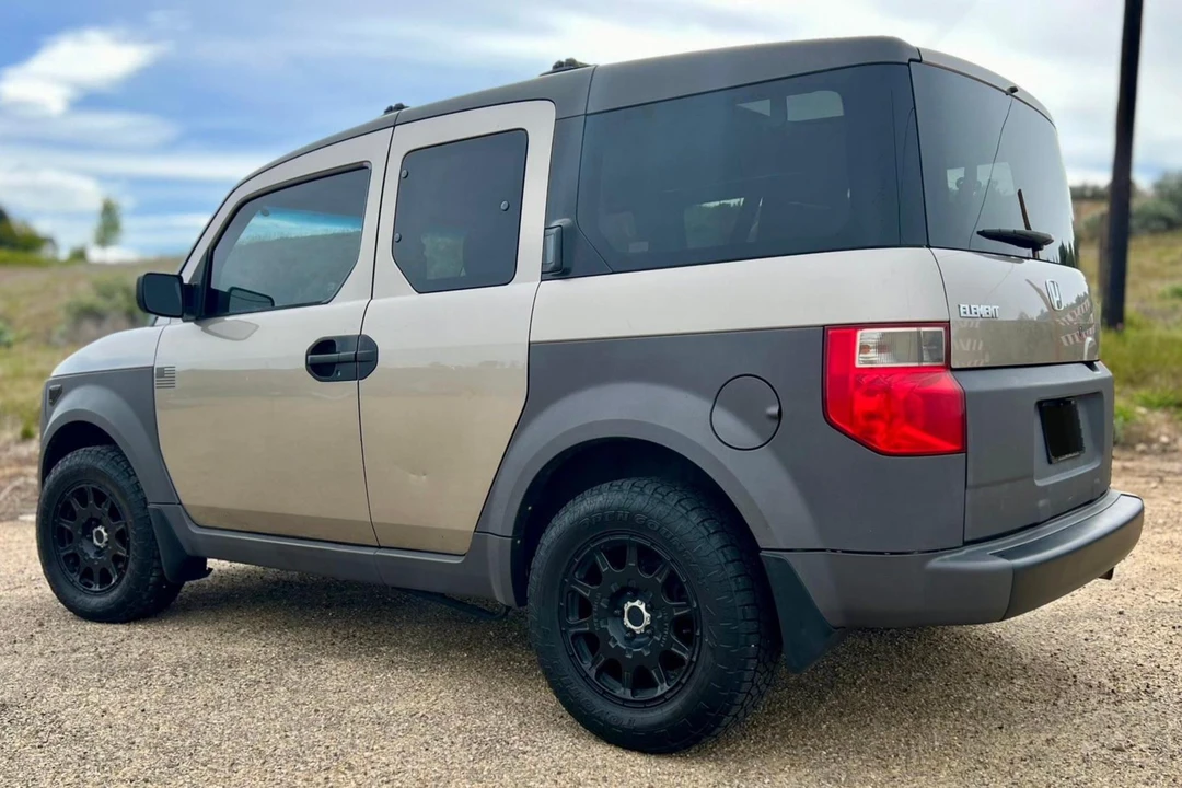 2004 Honda Element - Image 4 of 31