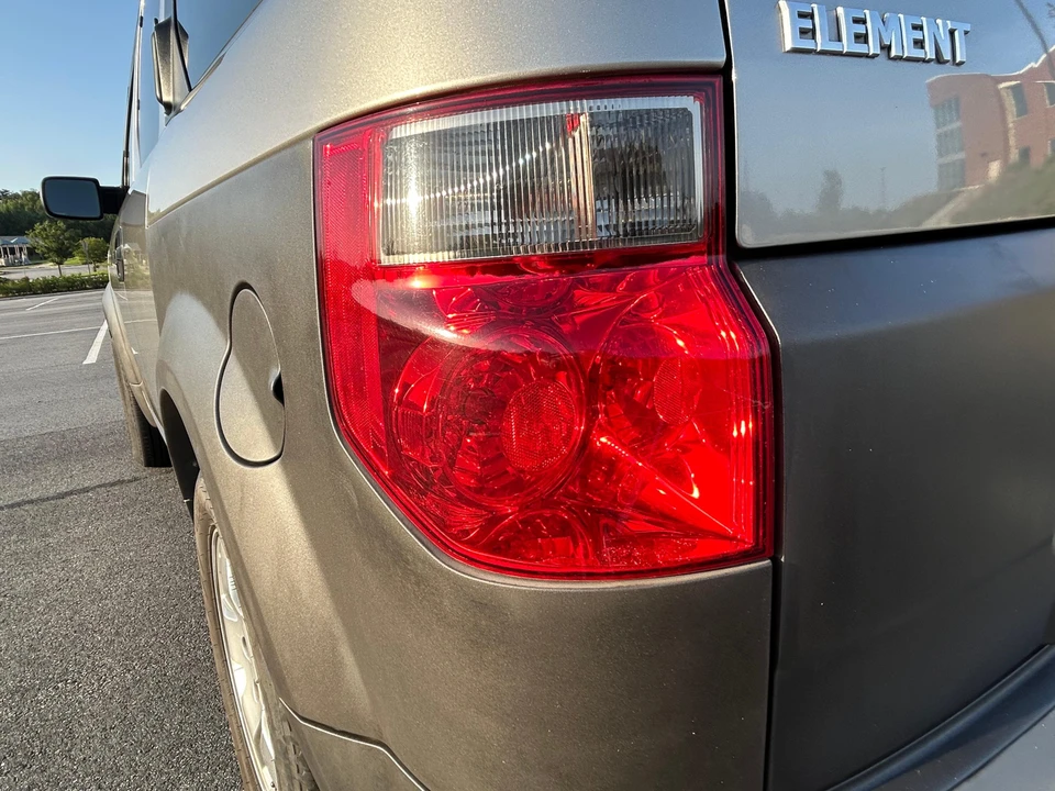 2004 Honda Element - Image 26 of 31
