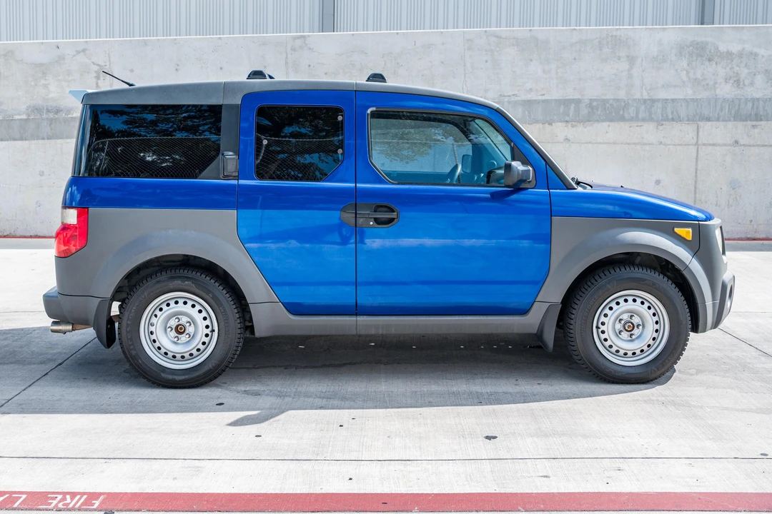 2004 Honda Element - Image 3 of 31