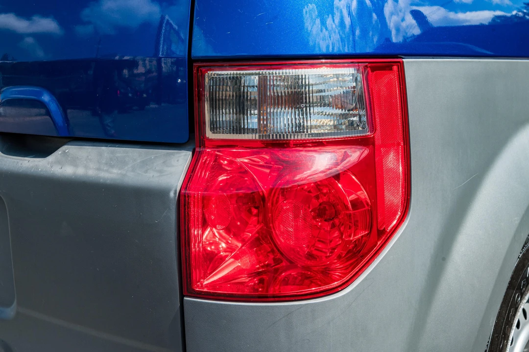 2004 Honda Element - Image 16 of 31