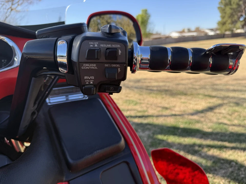 2004 Honda Gold Wing - Image 30 of 31