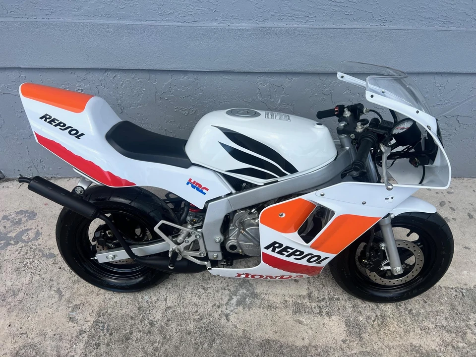 2004 Honda NSR - Image 8 of 31