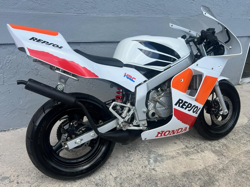2004 Honda NSR - Image 10 of 31
