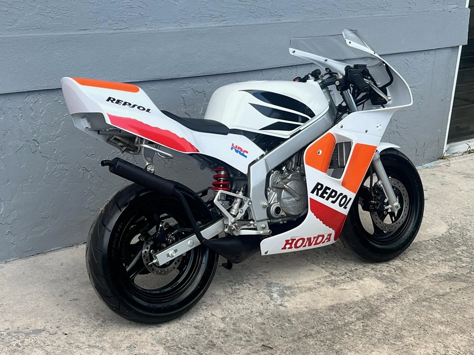 2004 Honda NSR - Image 9 of 31