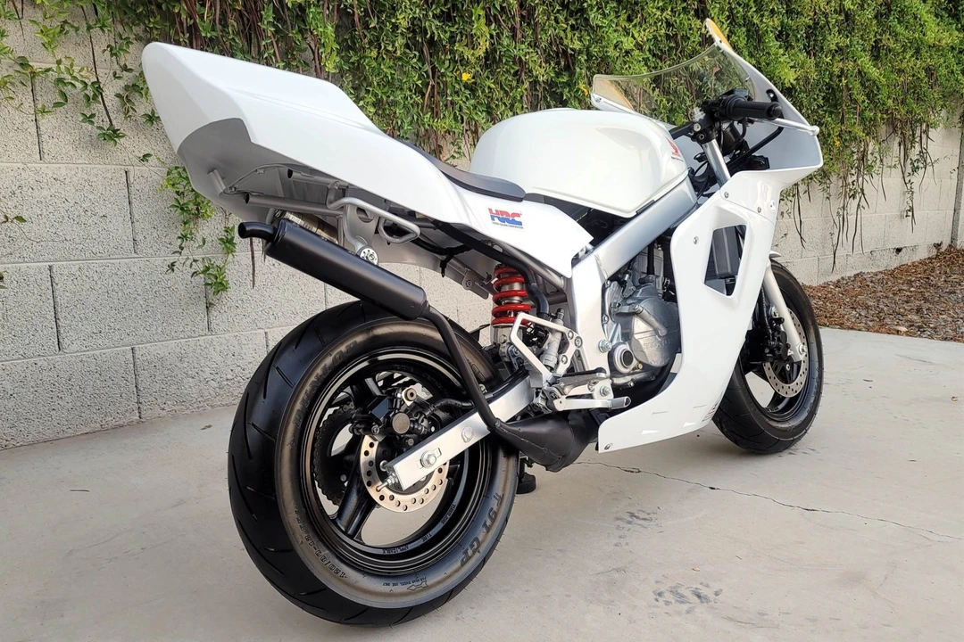 2004 Honda NSR - Image 10 of 31