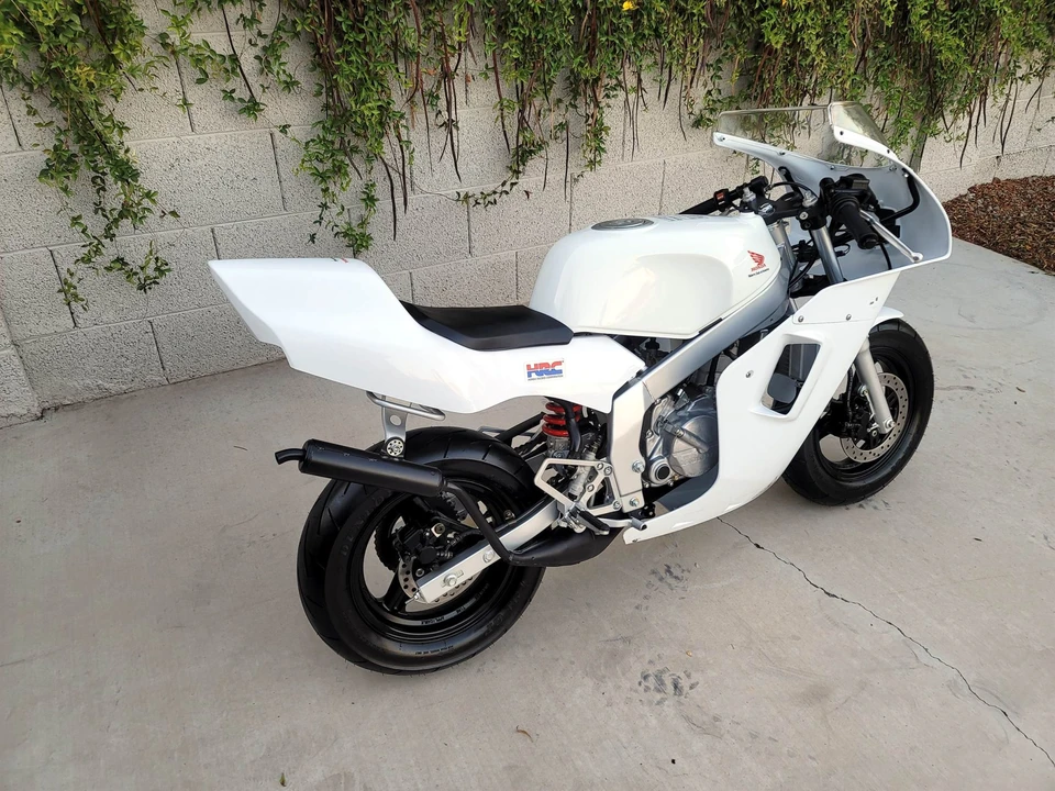 2004 Honda NSR - Image 9 of 31