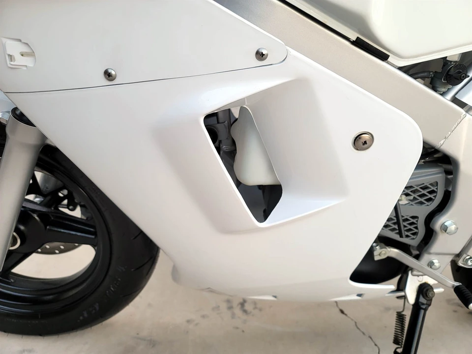 2004 Honda NSR - Image 25 of 31