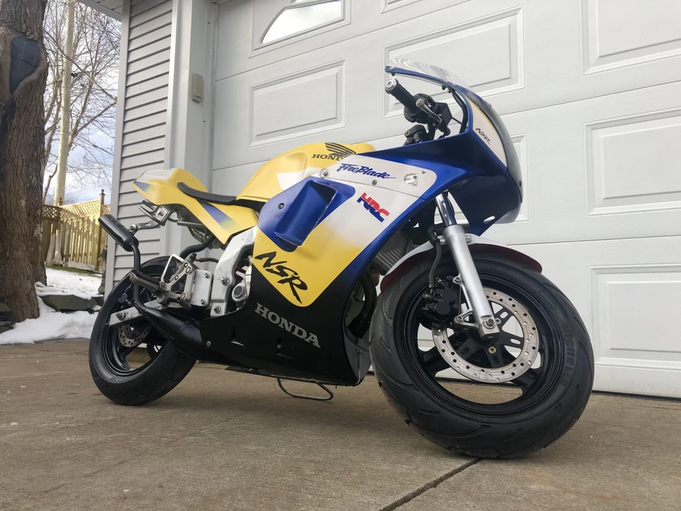 2004 Honda NSR - Image 10 of 31