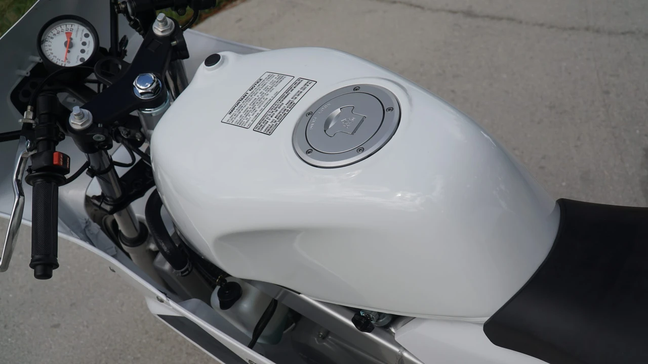 2004 Honda NSR - Image 25 of 31