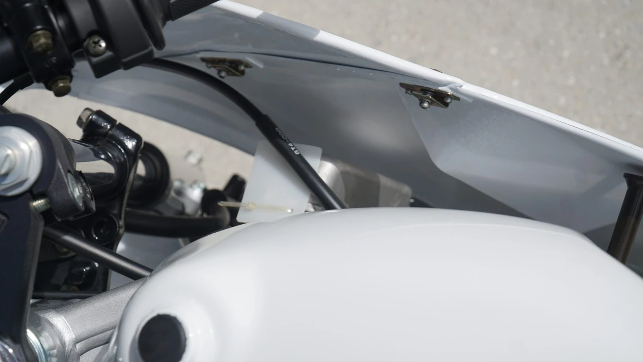 2004 Honda NSR - Image 22 of 31