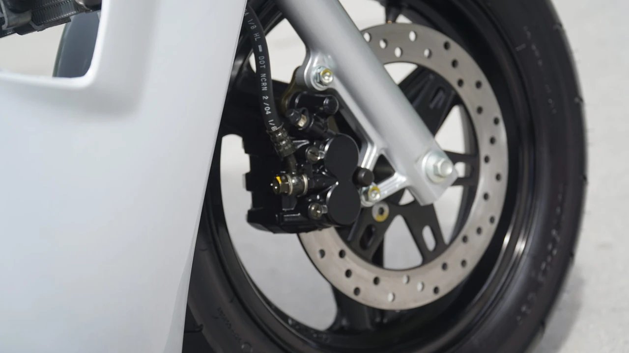 2004 Honda NSR - Image 27 of 31