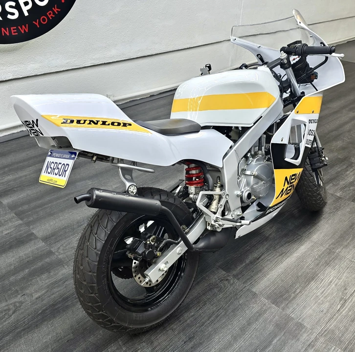 2004 Honda NSR - Image 3 of 31