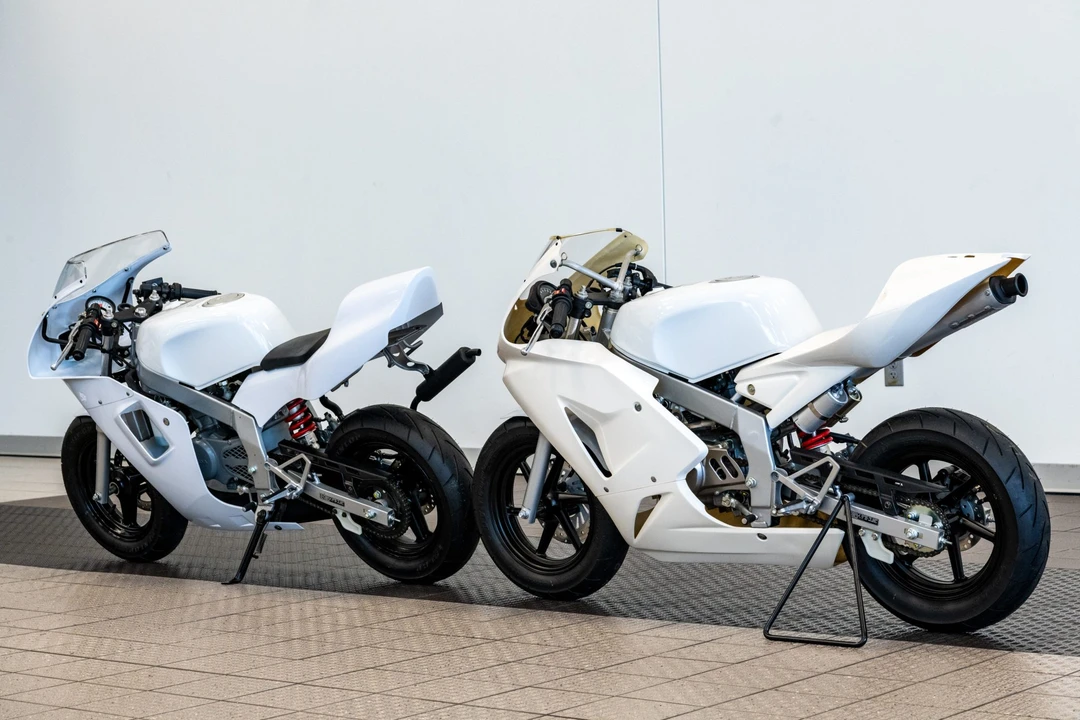2004 Honda NSR - Image 8 of 31