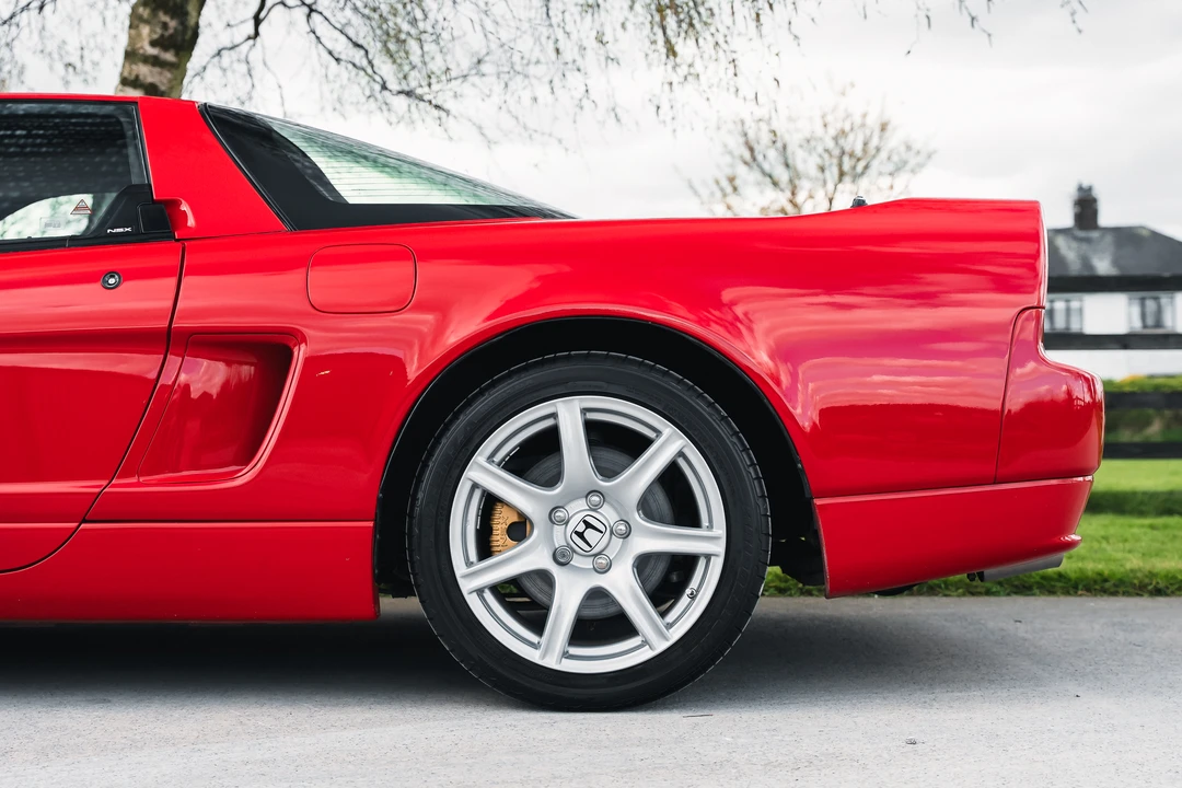 2004 Acura NSX - Image 30 of 31