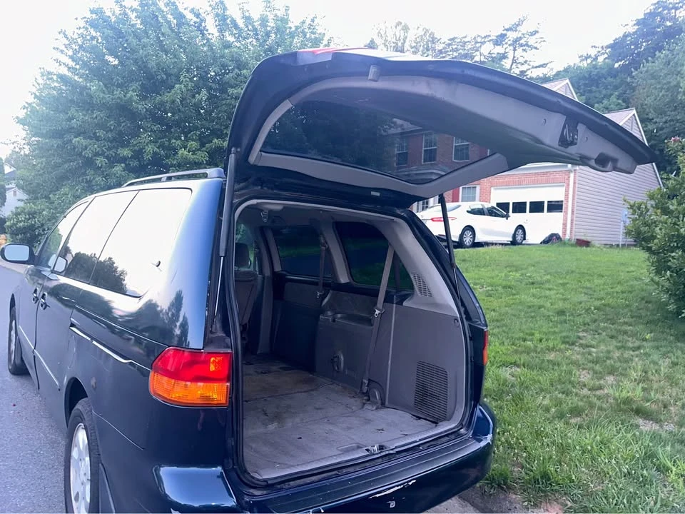 2004 Honda Odyssey - Image 5 of 5
