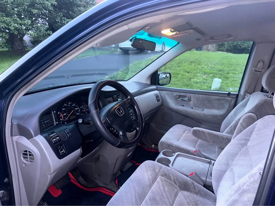 2004 Honda Odyssey - Image 4 of 5