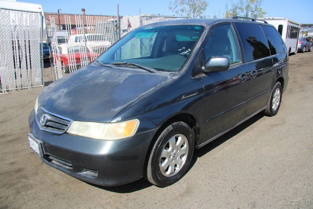 2004 Honda Odyssey - Image 2 of 21