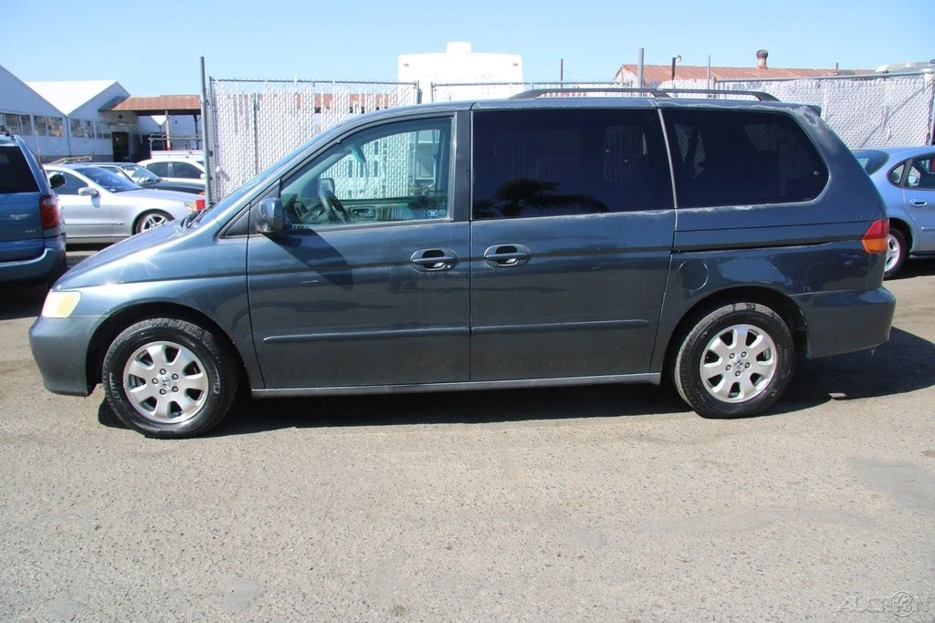 2004 Honda Odyssey - Image 3 of 21