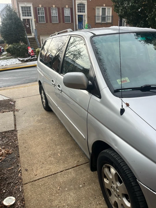 2004 Honda Odyssey - Image 4 of 13