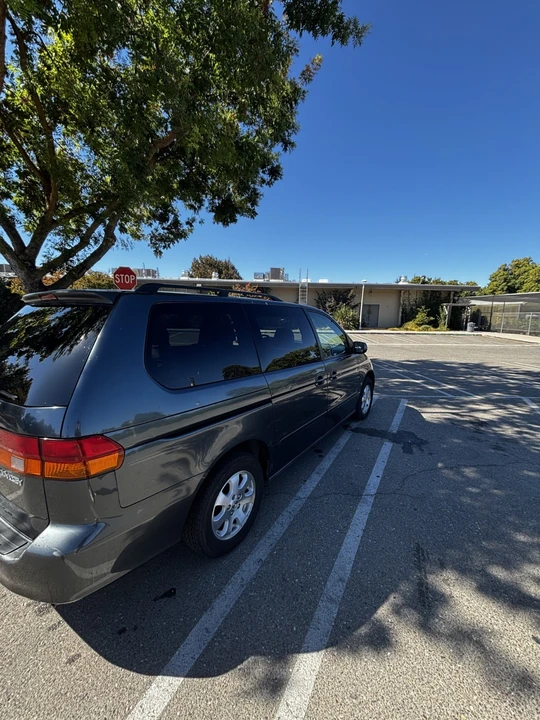 2004 Honda Odyssey - Image 4 of 14