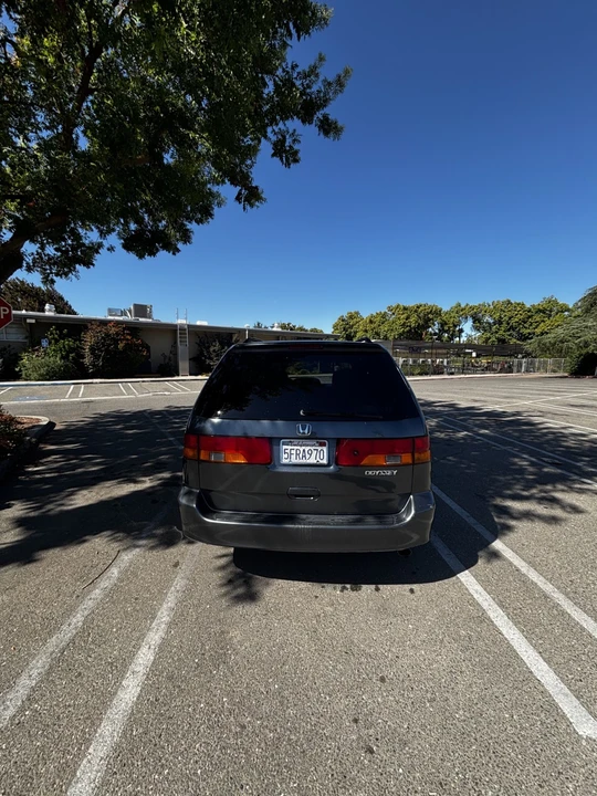 2004 Honda Odyssey - Image 3 of 14