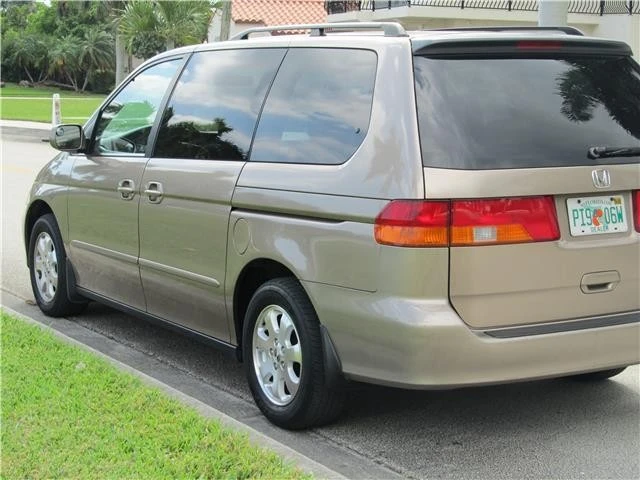 2004 Honda Odyssey - Image 6 of 12