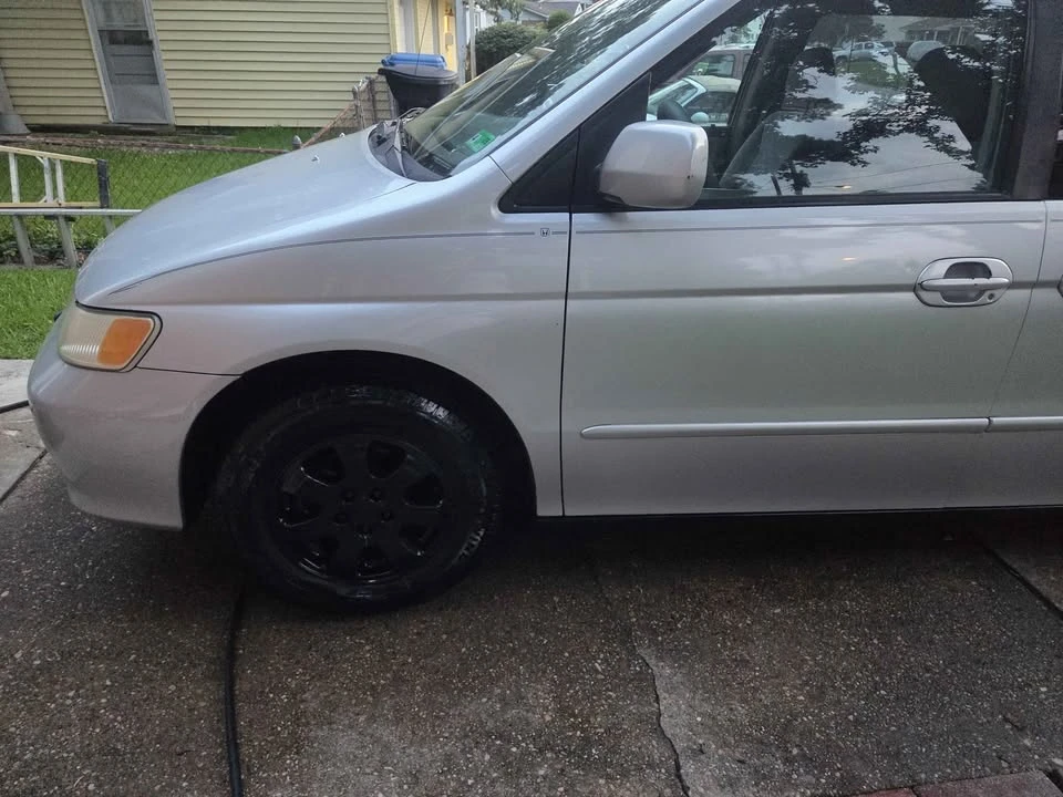 2004 Honda Odyssey - Image 17 of 20